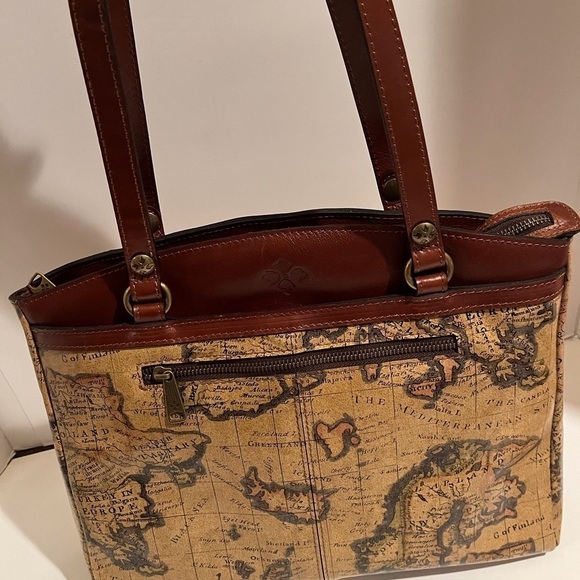 NWT Patricia Nash Leather European Map Collection Poppy Tote - Picture 3 of 15